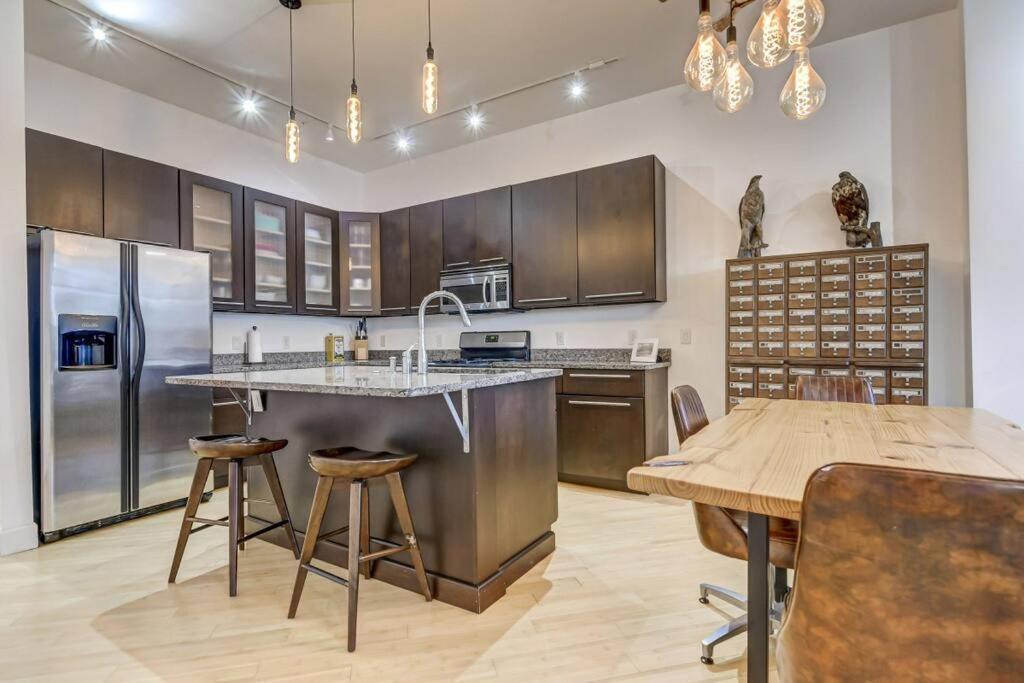 Lovely 2-Bedroom Unit In Springfield Exterior foto
